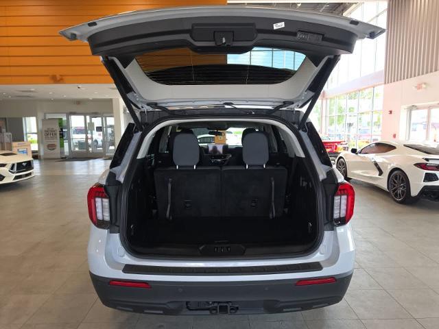 2026 Ford Explorer - $40,275