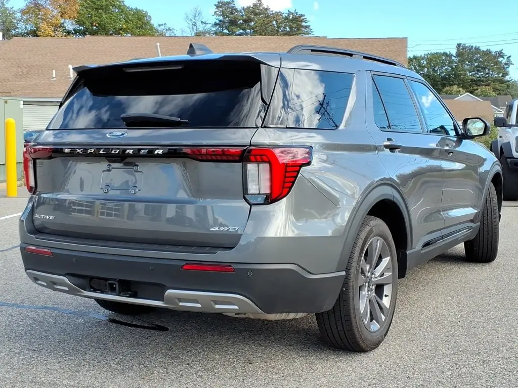 2026 Ford Explorer - $42,750