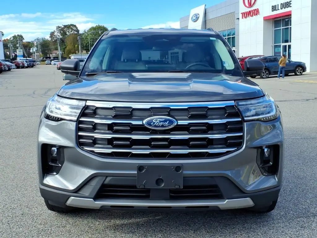 2026 Ford Explorer - $42,750