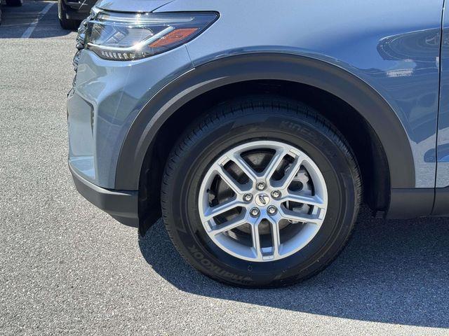 2026 Ford Explorer - $39,900