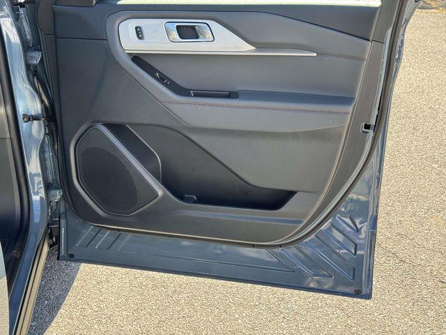 2026 Ford Explorer - $39,900