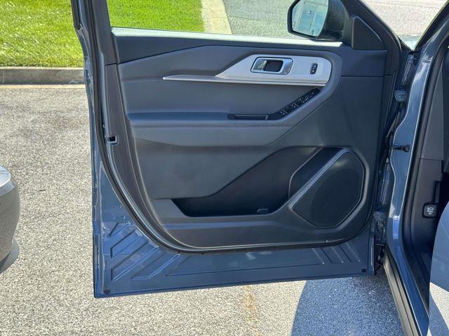 2026 Ford Explorer - $39,900