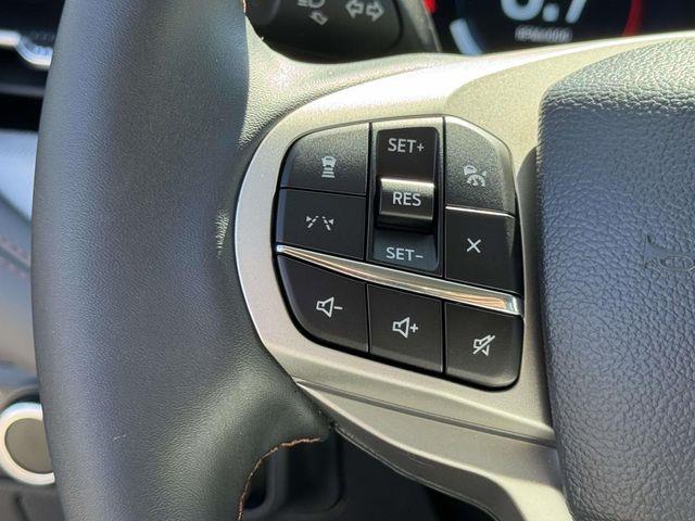 2026 Ford Explorer - $39,900