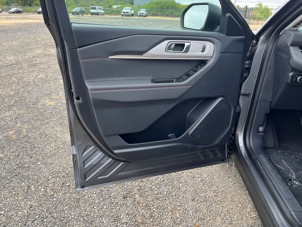 2026 Ford Explorer - $43,186