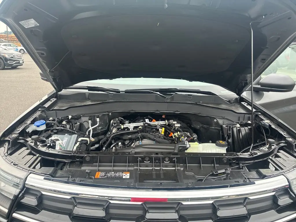 2026 Ford Explorer - $43,186