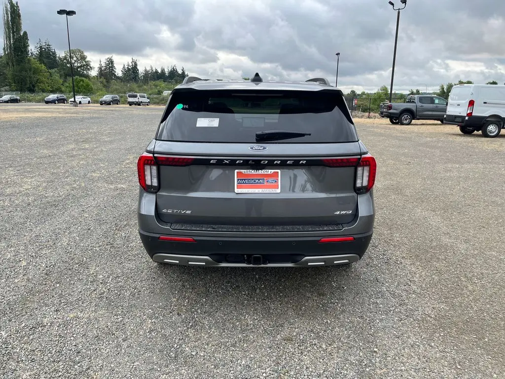 2026 Ford Explorer - $43,186