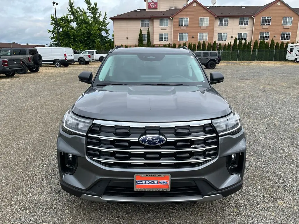 2026 Ford Explorer - $43,186
