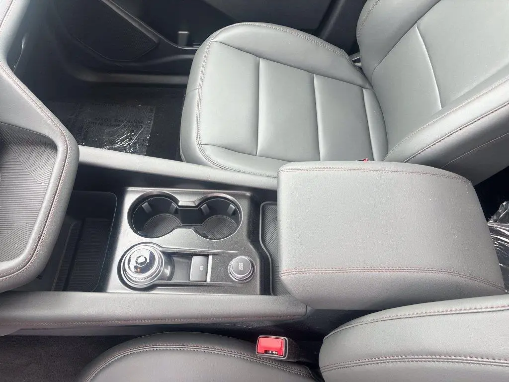 2026 Ford Explorer - $42,986
