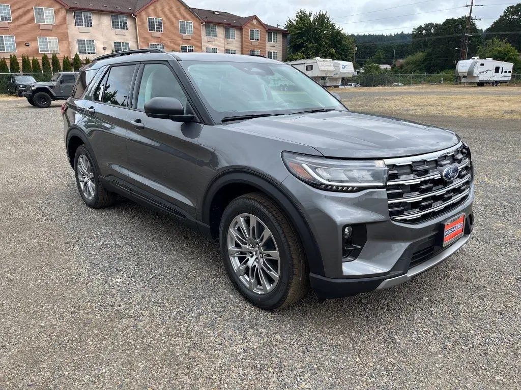 2026 Ford Explorer - $42,986