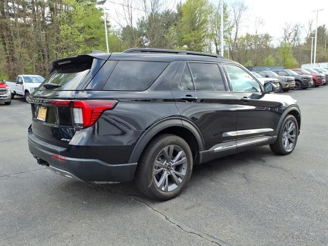 2025 Ford Explorer - $41,995