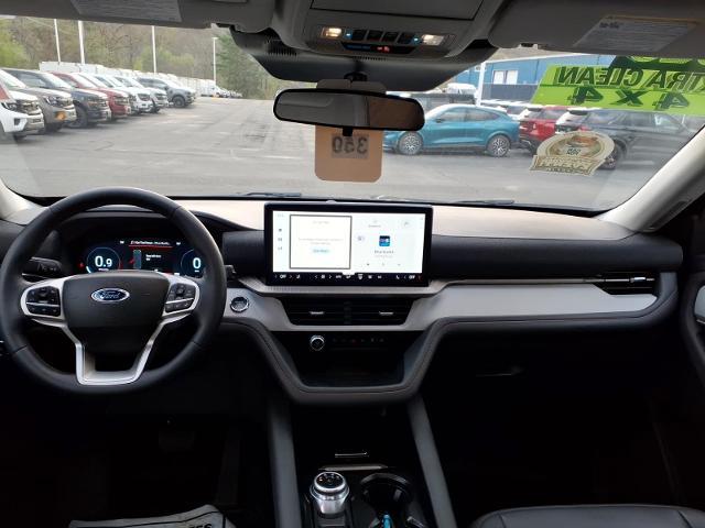 2025 Ford Explorer - $41,995