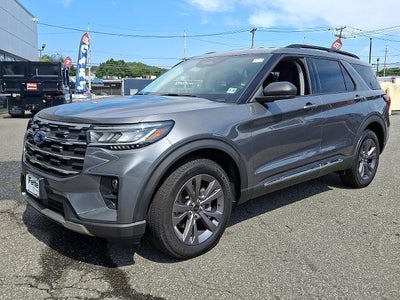 2025 Ford Explorer AWD Active 4DR SUV