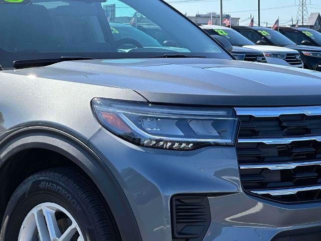 2025 Ford Explorer - $32,998
