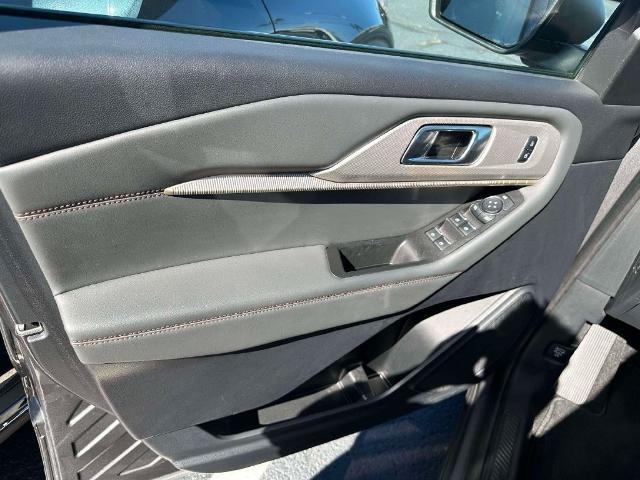 2025 Ford Explorer - $32,998