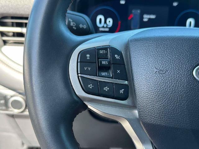 2025 Ford Explorer - $32,998