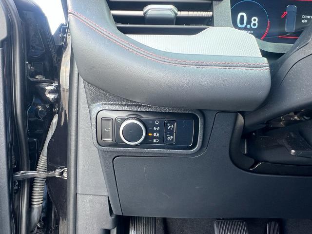 2025 Ford Explorer - $38,875
