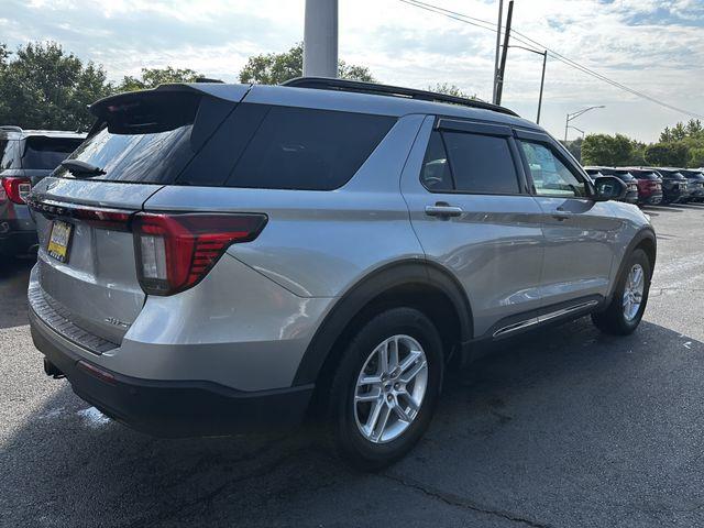 2025 Ford Explorer - $37,900