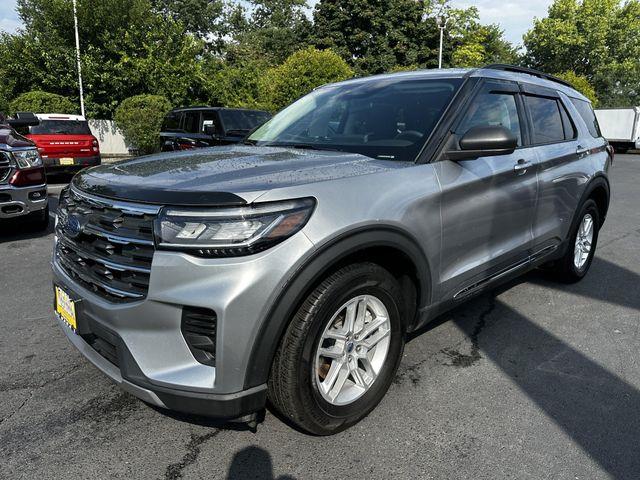 2025 Ford Explorer - $37,900