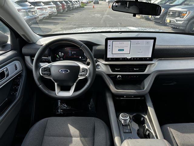 2025 Ford Explorer - $37,900