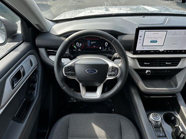 2025 Ford Explorer - $37,900