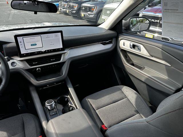 2025 Ford Explorer - $37,900