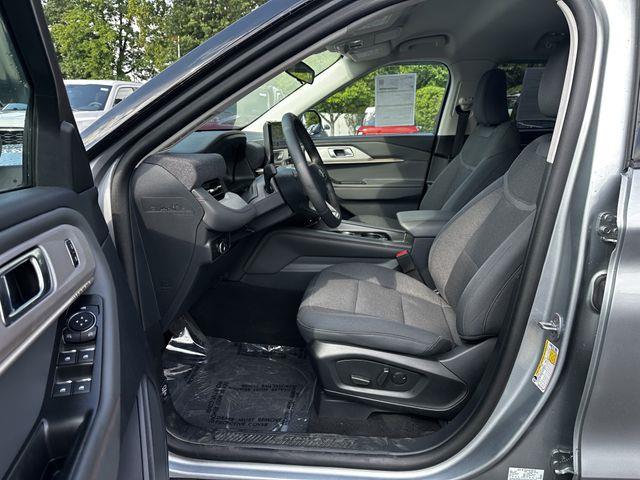 2025 Ford Explorer - $37,900