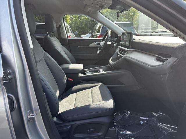2025 Ford Explorer - $37,900