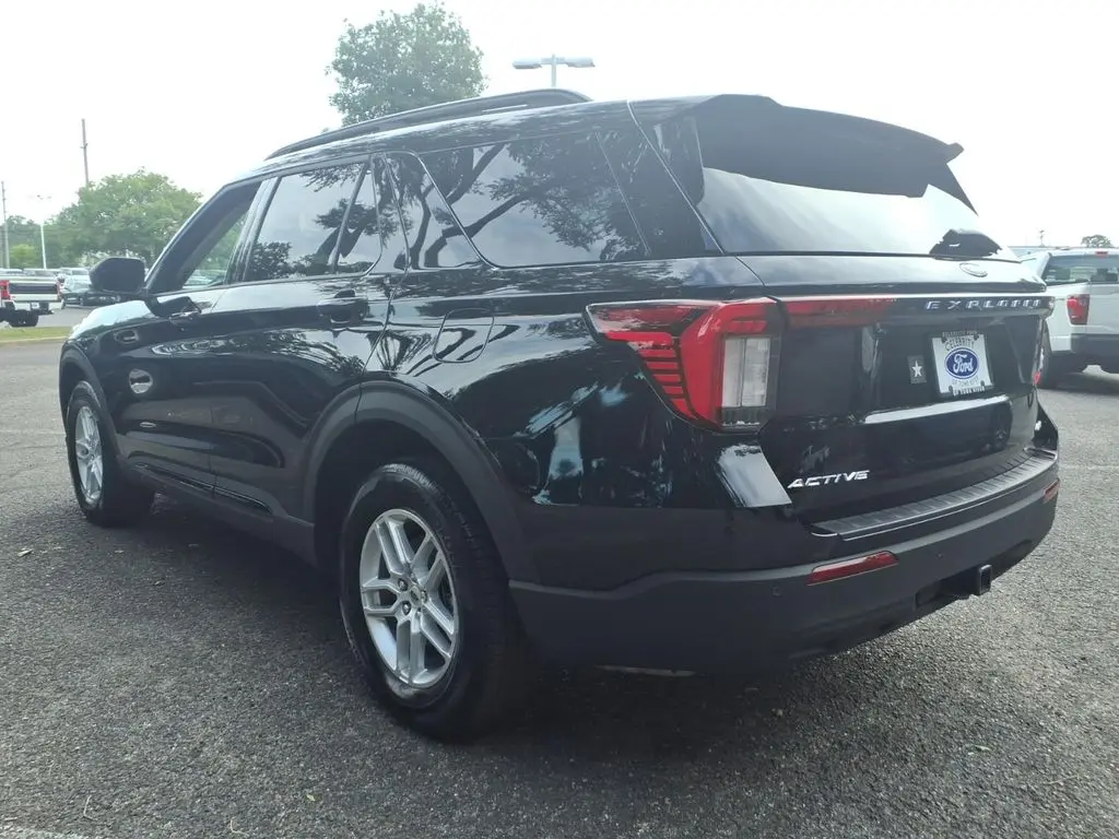 2026 Ford Explorer - $38,400