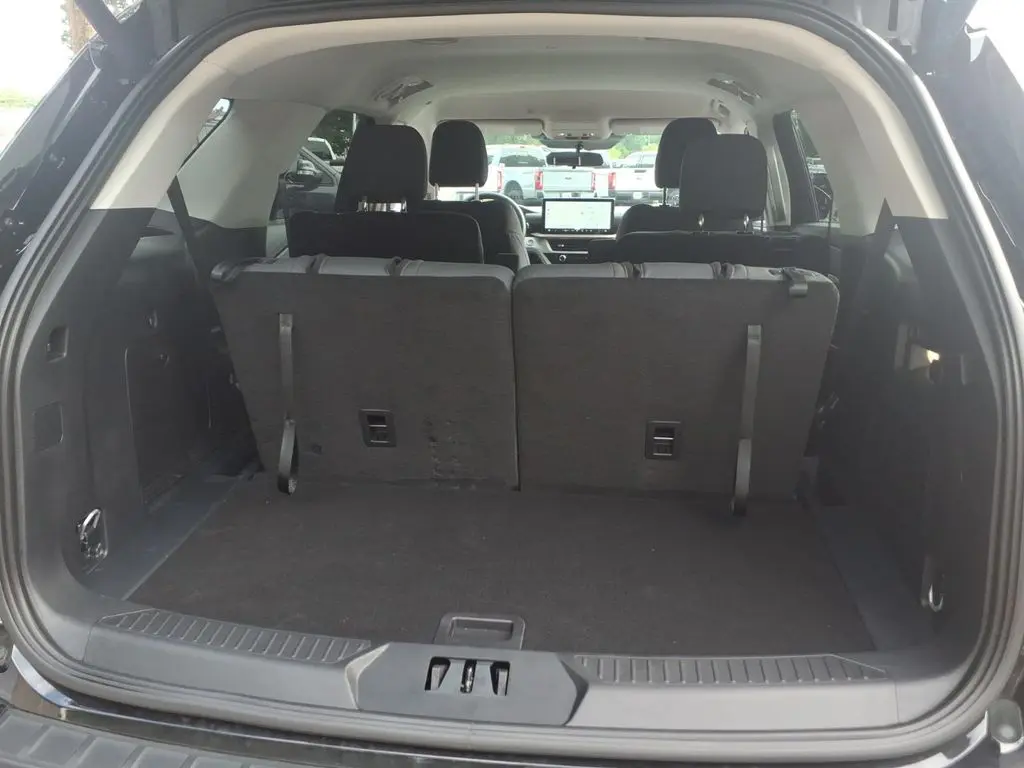 2026 Ford Explorer - $38,400