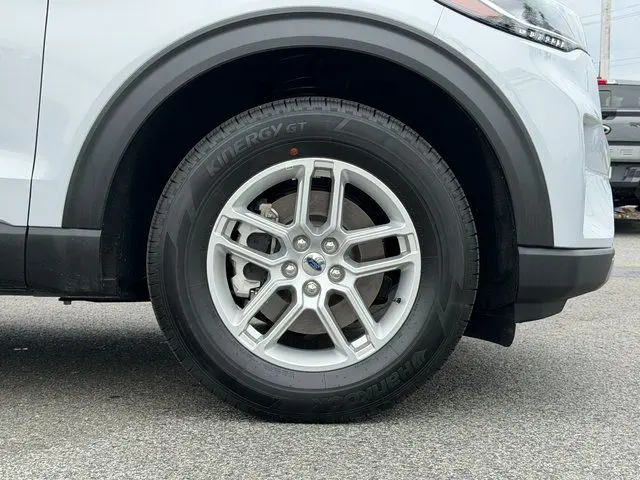2026 Ford Explorer - $37,477