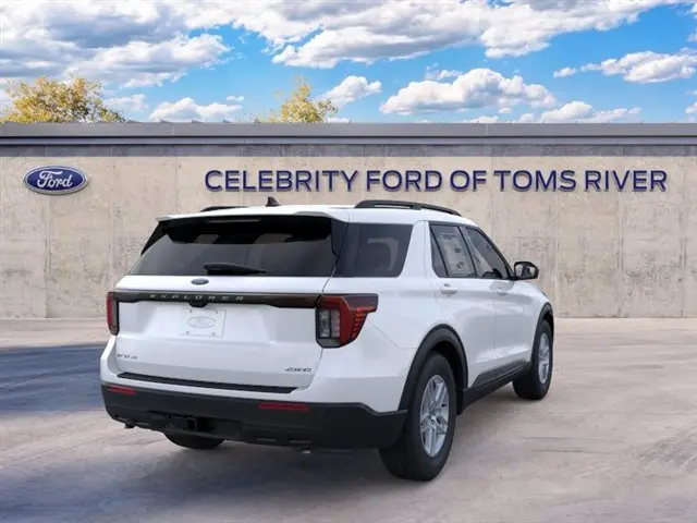 2026 Ford Explorer - $40,900