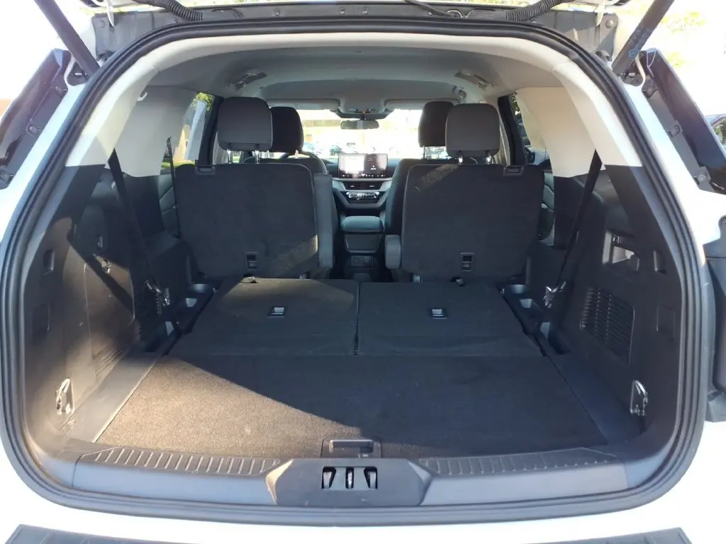 2026 Ford Explorer - $40,000