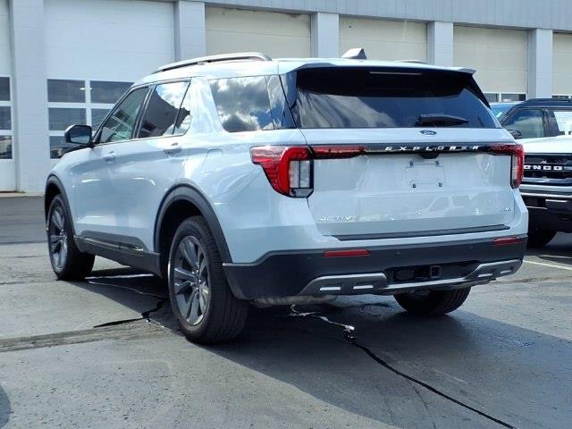 2026 Ford Explorer - $40,250