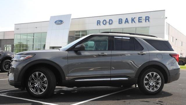 2025 Ford Explorer Active