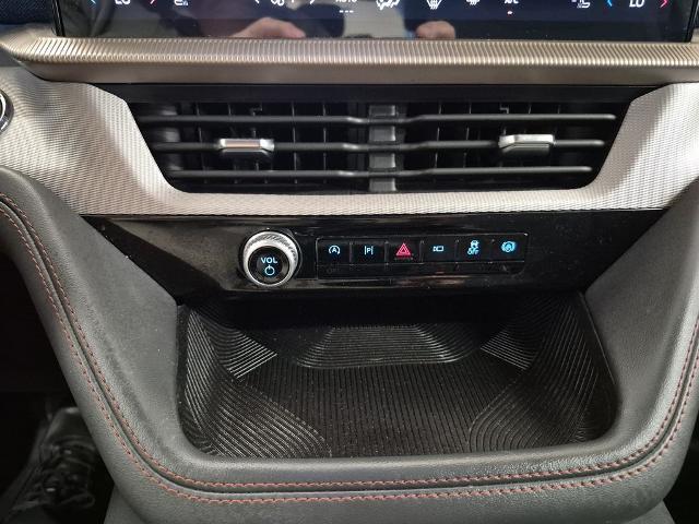 2025 Ford Explorer - $35,282