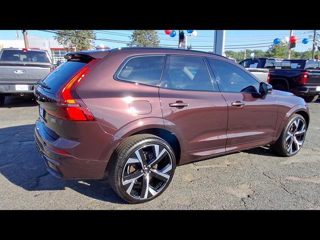 2025 Ford Explorer - $36,062