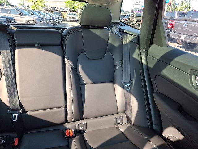 2025 Ford Explorer - $36,062
