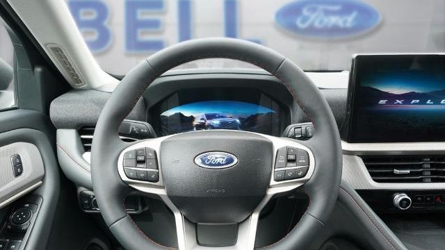 2025 Ford Explorer Active