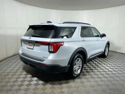 2025 Ford Explorer AWD Active 4DR SUV