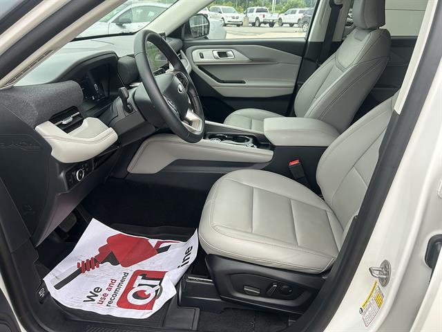 2025 Ford Explorer - $38,000