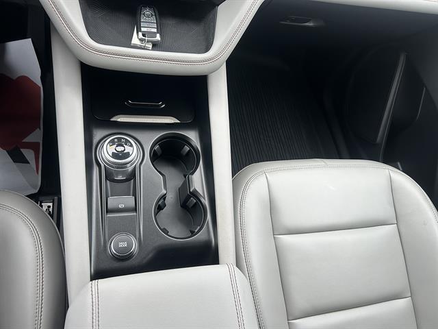 2025 Ford Explorer - $38,000