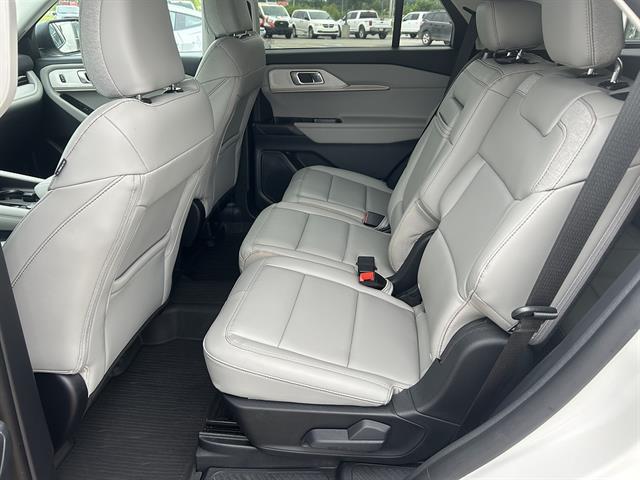 2025 Ford Explorer - $38,000