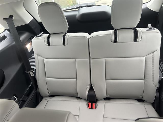 2025 Ford Explorer - $38,000
