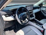 2025 Explorer Thumbnail 7