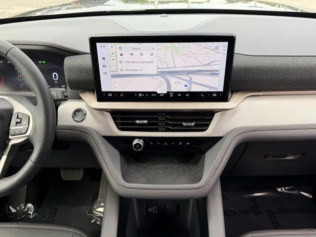2026 Ford Explorer - $39,054
