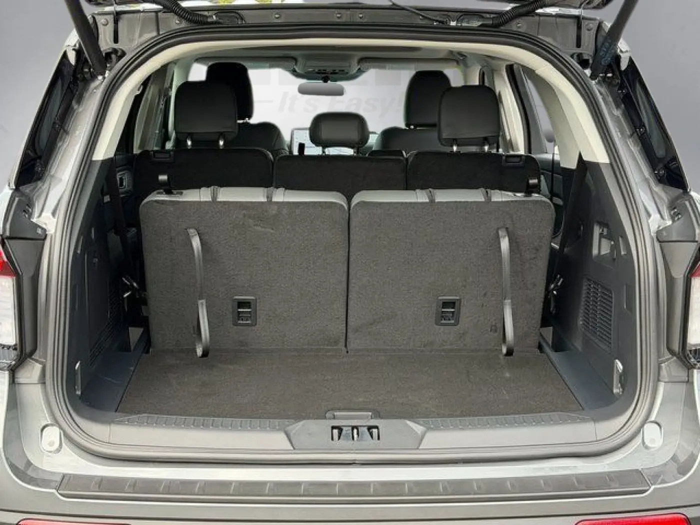 2026 Ford Explorer - $39,054
