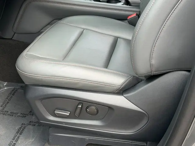 2026 Ford Explorer - $39,054