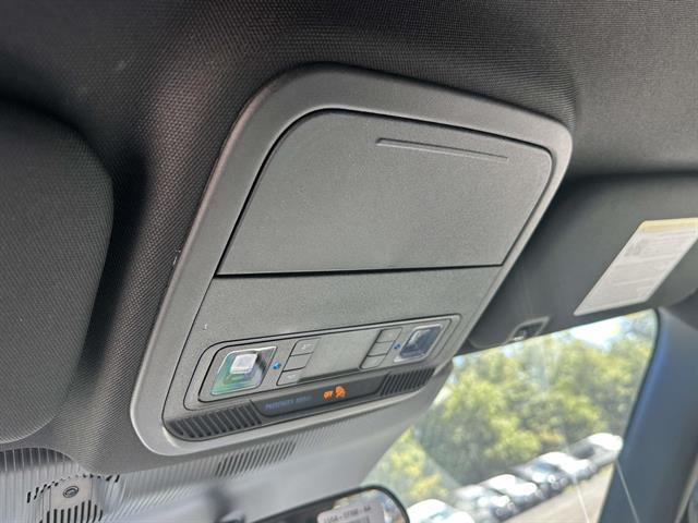 2027 Ford Explorer - $48,140