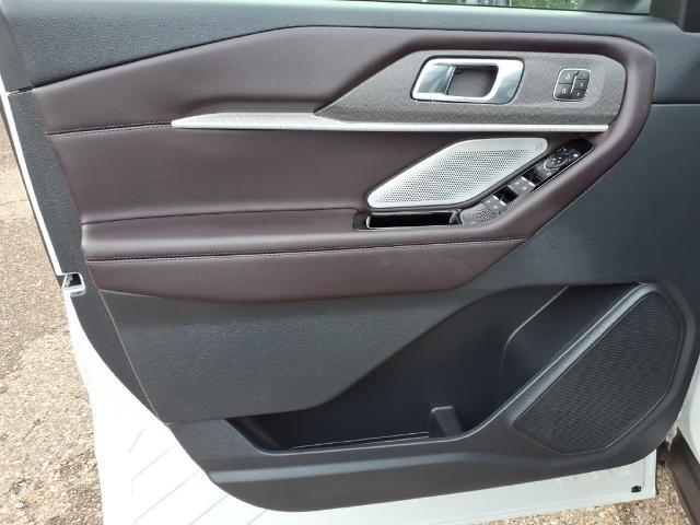 2025 Ford Explorer - $41,498