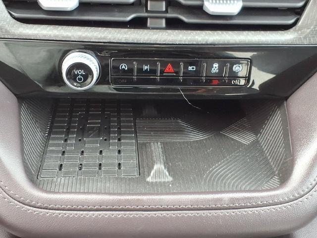 2025 Ford Explorer - $41,498